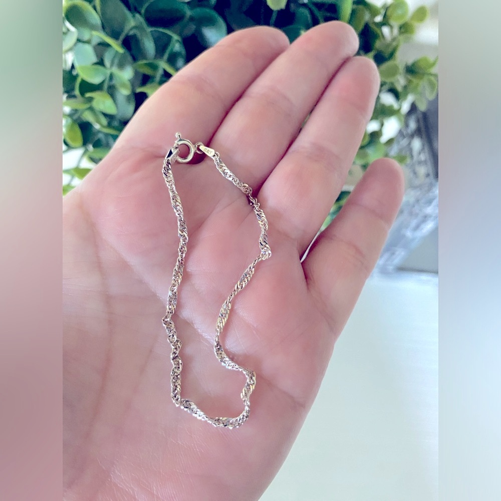 Vintage braided chain simple Sterling Silver 925 Italy lobster clasp bracelet 7”